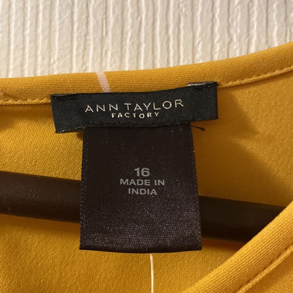 Women’s Dress size 16 by Ann Taylor - Picture 3 of 4